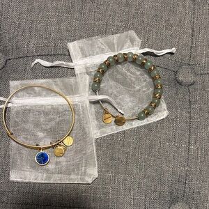 Alexx and Annie bracelet set